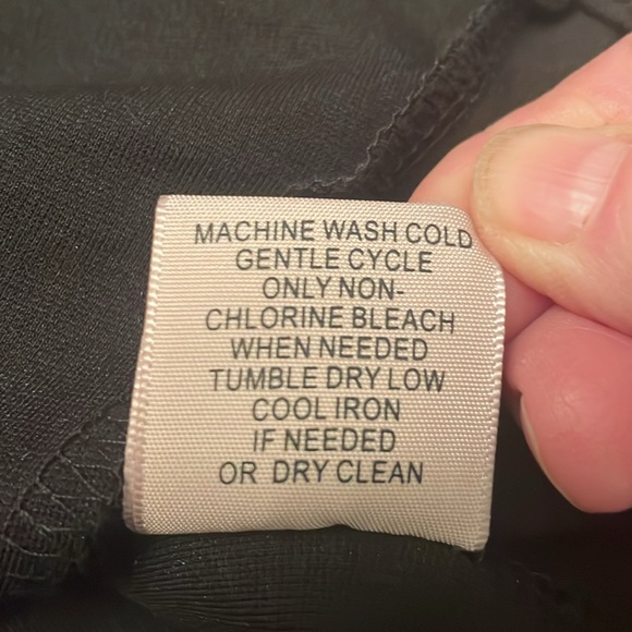 PHILOSOPHY Republic Clothing Black Dressy Top with Back Zipper & Flare Waist - Picture 6 of 11